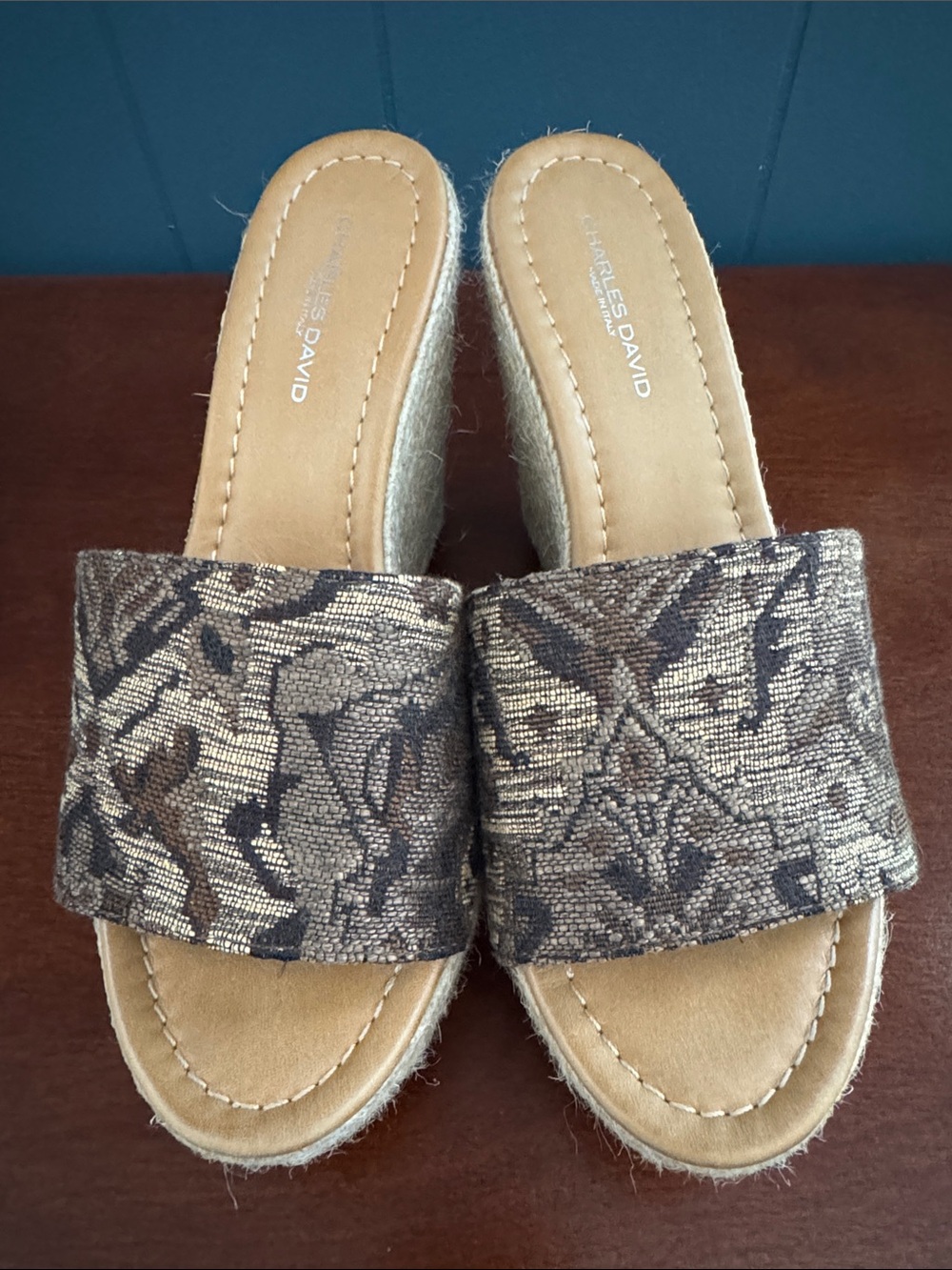 Charles David “Darla” Tan & Brown Patterned Weave Wedge Sandel Shoes ~ 6.5
